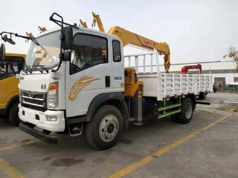 點(diǎn)擊查看詳細(xì)信息<br>標(biāo)題：5噸重汽豪曼隨車吊 閱讀次數(shù)：2312